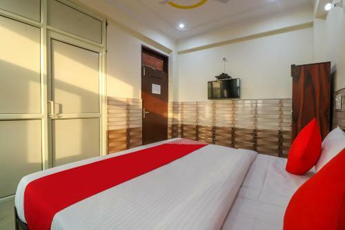 Oyo 64662 Hotel Baba Residency