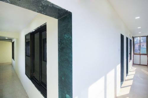 Hotel Oyo 69575 Nisarg Blue