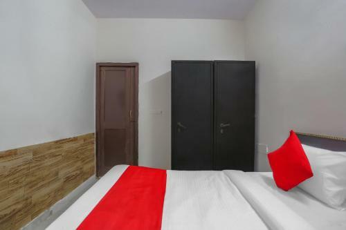 Hotel Oyo 75152 Hello Stay