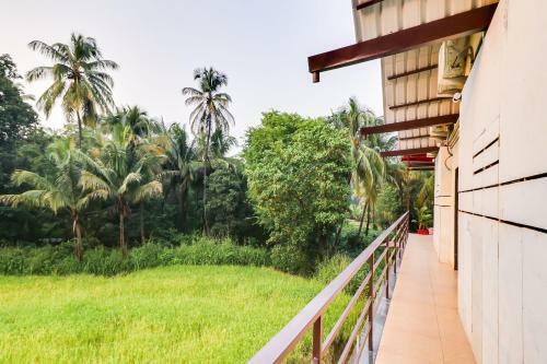 Hotel Capital O 47512 Eleven Petals Resort