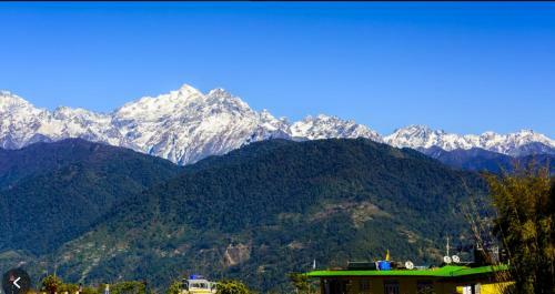 Albergue Hotel Hill View