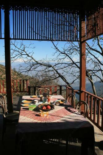 Avalon Kanatal Cottage