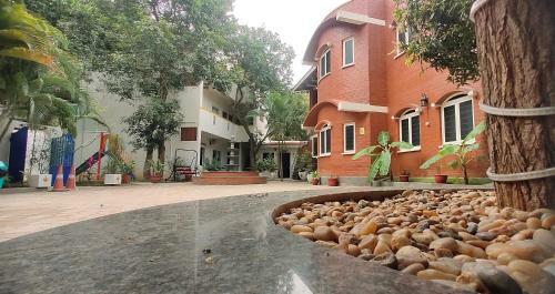 Hotel G G Resorts
