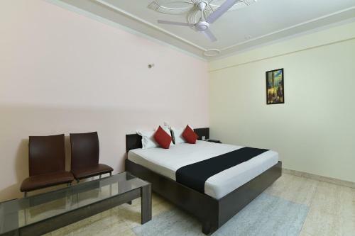 Capital O 38083 Vyas Hotel Grand Metro