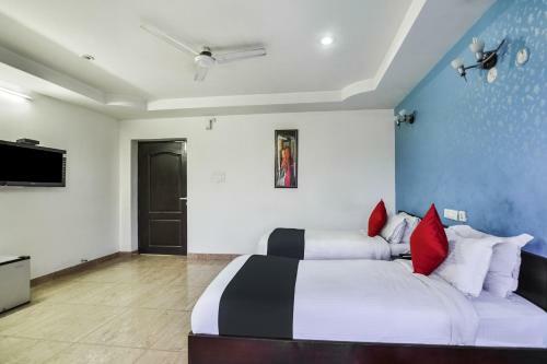 Capital O 38083 Vyas Hotel Grand Metro