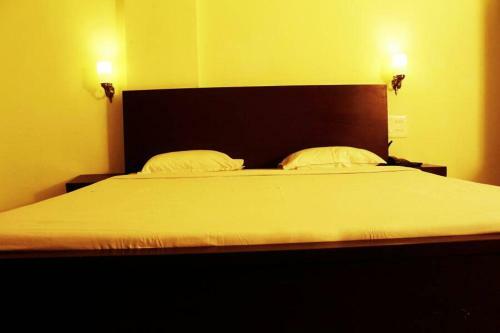 Hotel Kallarackal Residency