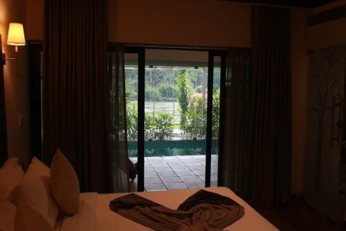 Hotel Samroha Resort Athirapilly