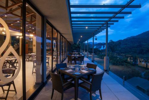 Hotel Samroha Resort Athirapilly