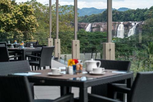 Hotel Samroha Resort Athirapilly