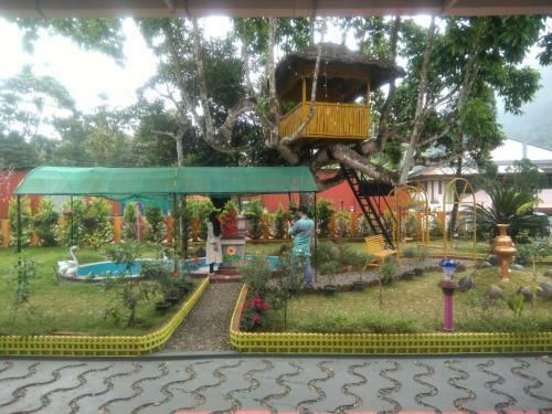 Hotel Spice Mount Heritage Resort