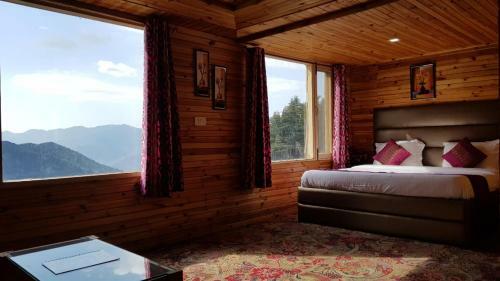 The Krystal By Lavi Hotels
