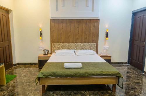 Bed & Breakfast Bigfoot Stay - Malhar Villa