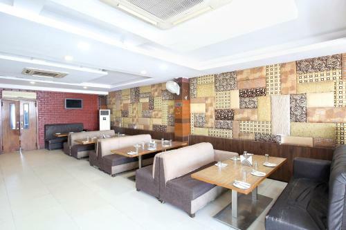 Hotel Oyo 18540 Black Diamond