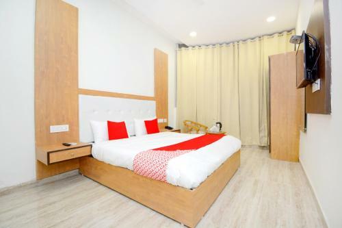 Oyo 39569 Hotel Lazeeno
