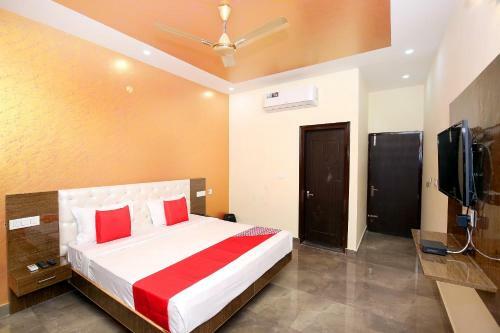 Oyo 40089 Hotel Star Highway