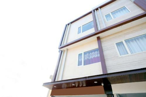 Oyo 40089 Hotel Star Highway