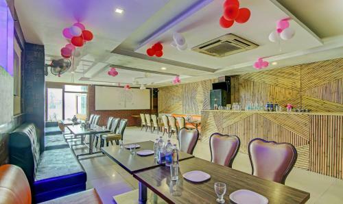 Treebo Trend Hotel Black Diamond