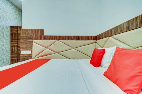 Oyo 77287 Hotel Magus