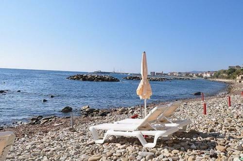 Acciaroli Villa Sleeps 3 Air Con