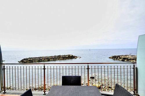 Acciaroli Villa Sleeps 4 Air Con