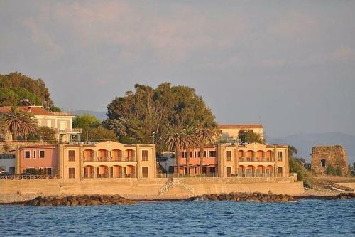 Acciaroli Villa Sleeps 4 Air Con