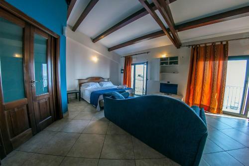 Hotel Capomulini 3 Stelle