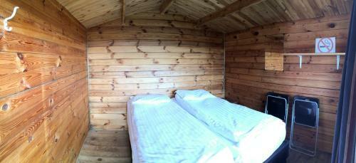 Hl�d Huts