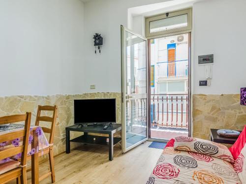 Exotic Holiday Home In Acicastello Near Sea