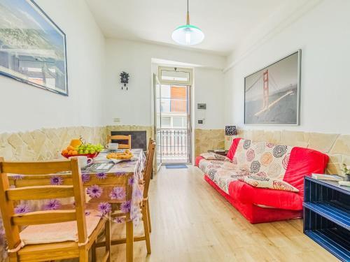 Exotic Holiday Home In Acicastello Near Sea