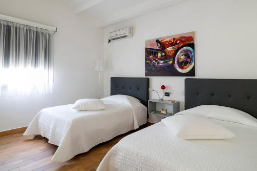 Agrigento Villa Sleeps 14 Pool Air Con Wifi