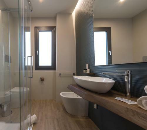 Hostal Giafra Luxury Rooms