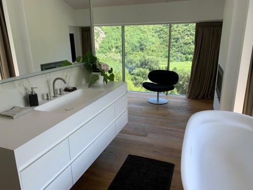 Bed & Breakfast La Forestale - La Suite Royale