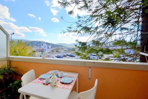 Agropoli Apartment Sleeps 4 With Air Con