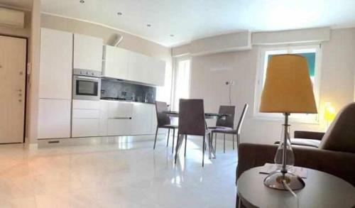 Apartamento Trilocale In Pieno Centro