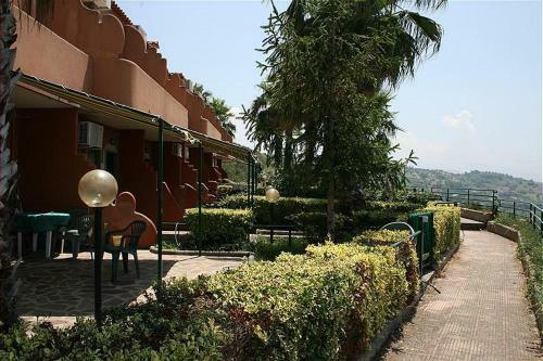Hotel Mono Studio 2 Pax
