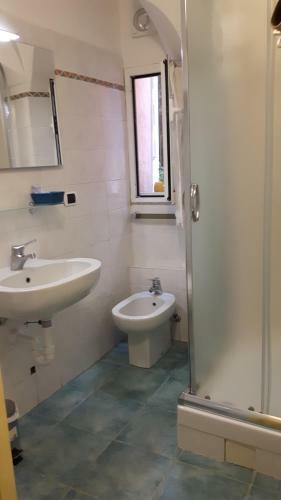 Hostal Ma� Albenga Suites