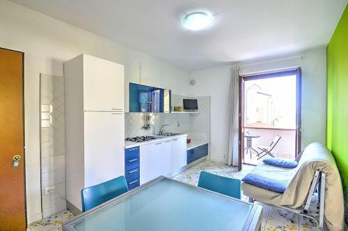 Villa In Agropoli Sleeps 2 Includes Air Con
