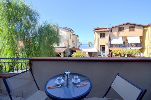 Villa In Agropoli Sleeps 2 Includes Air Con