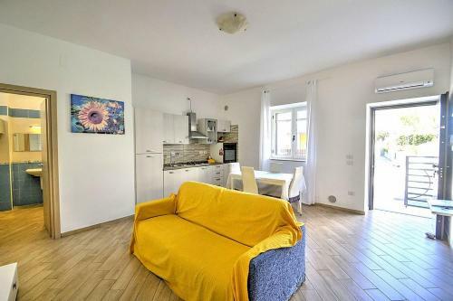 Agropoli Villa Sleeps 4 With Air Con