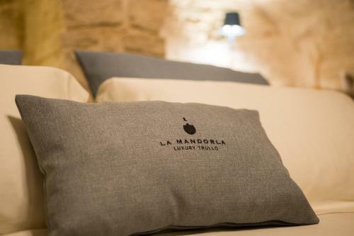 Bed & Breakfast La Mandorla Luxury Trullo