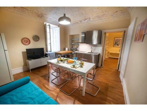 Alghero, Don Carlos Apartment In The Center