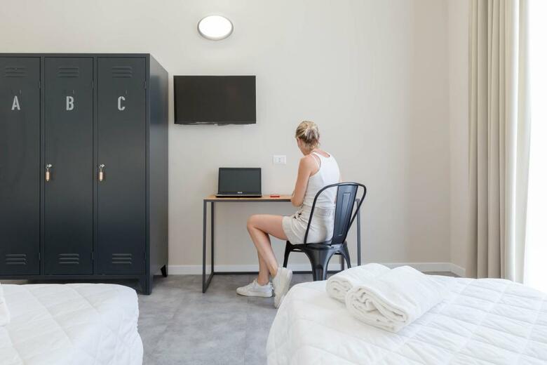 Piccolo Catalunya Hostel