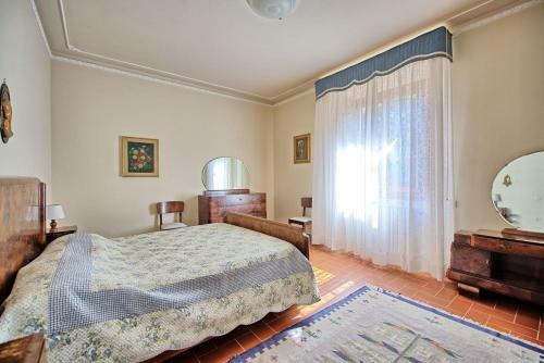 Ambra Villa Sleeps 8 With Pool And Wifi