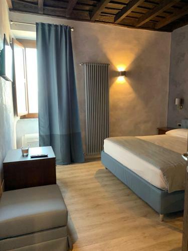 Hostal La Piazzetta