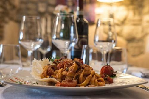 Hostal La Piazzetta