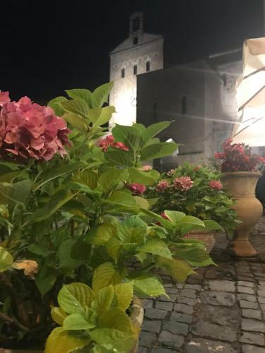 Hostal La Piazzetta