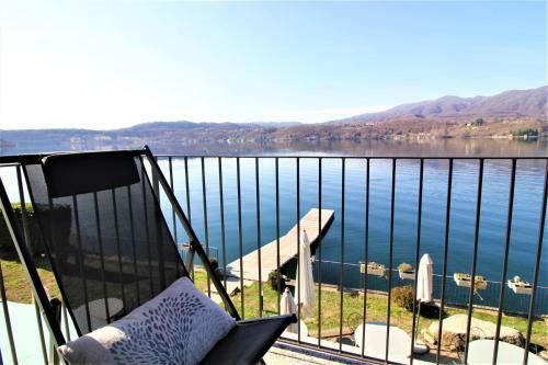 Lakefront Apartment With Spectacular Views