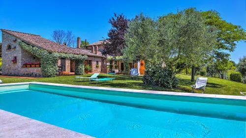 Villa Casale Tre Cipressi 10