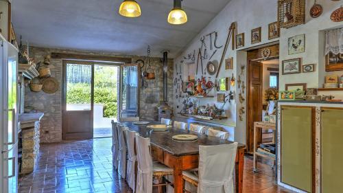 Villa Casale Tre Cipressi 10