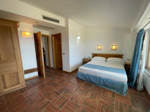 Hotel Le Mandrelle Beach Resort